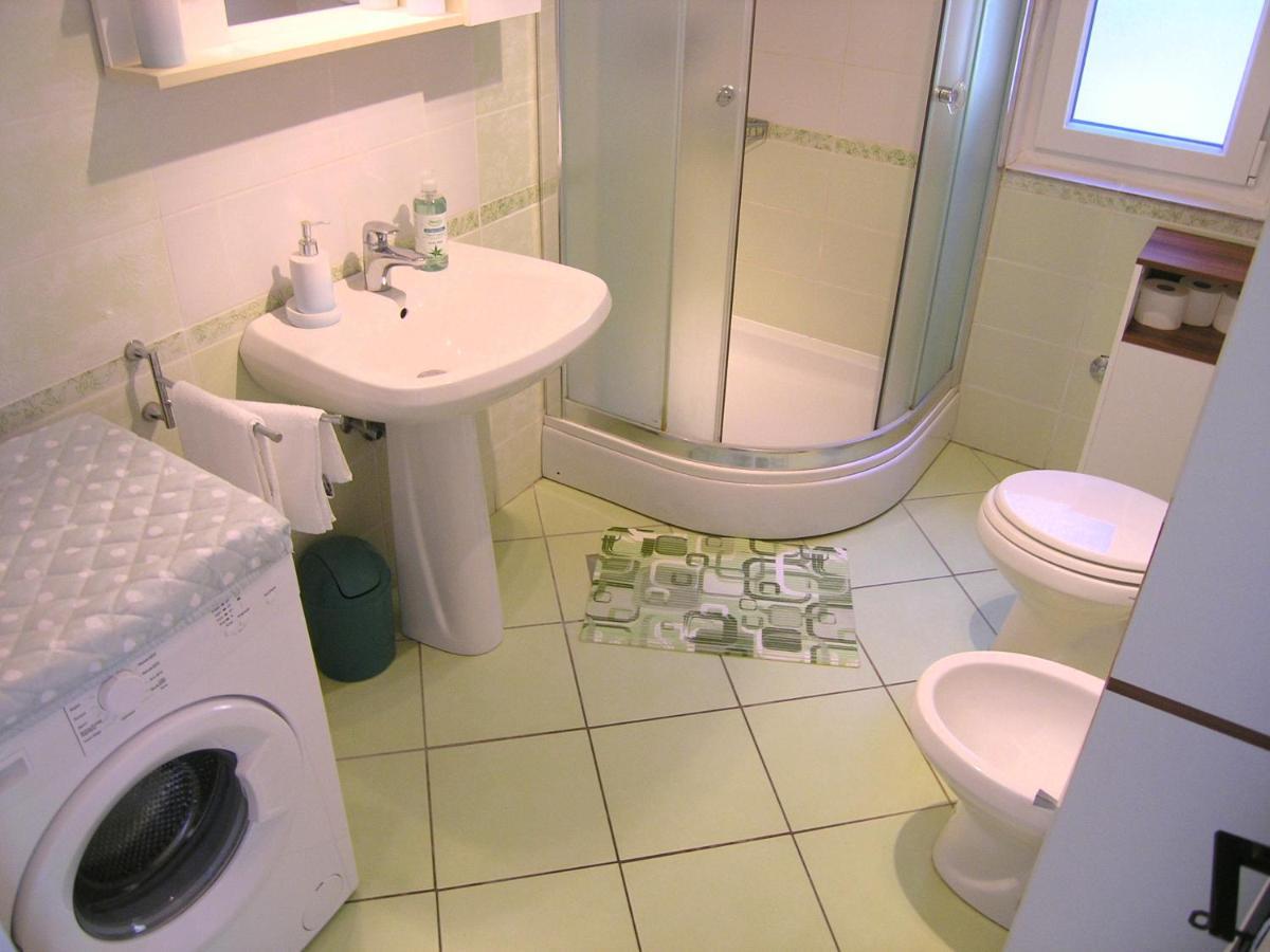 Apartman Samblic คิร์ก ภายนอก รูปภาพ