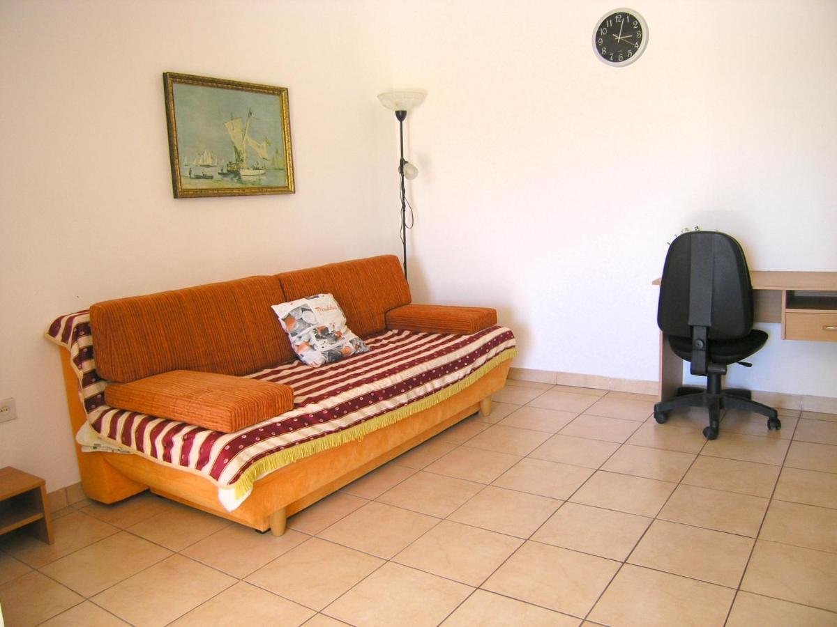 Apartman Samblic คิร์ก ภายนอก รูปภาพ