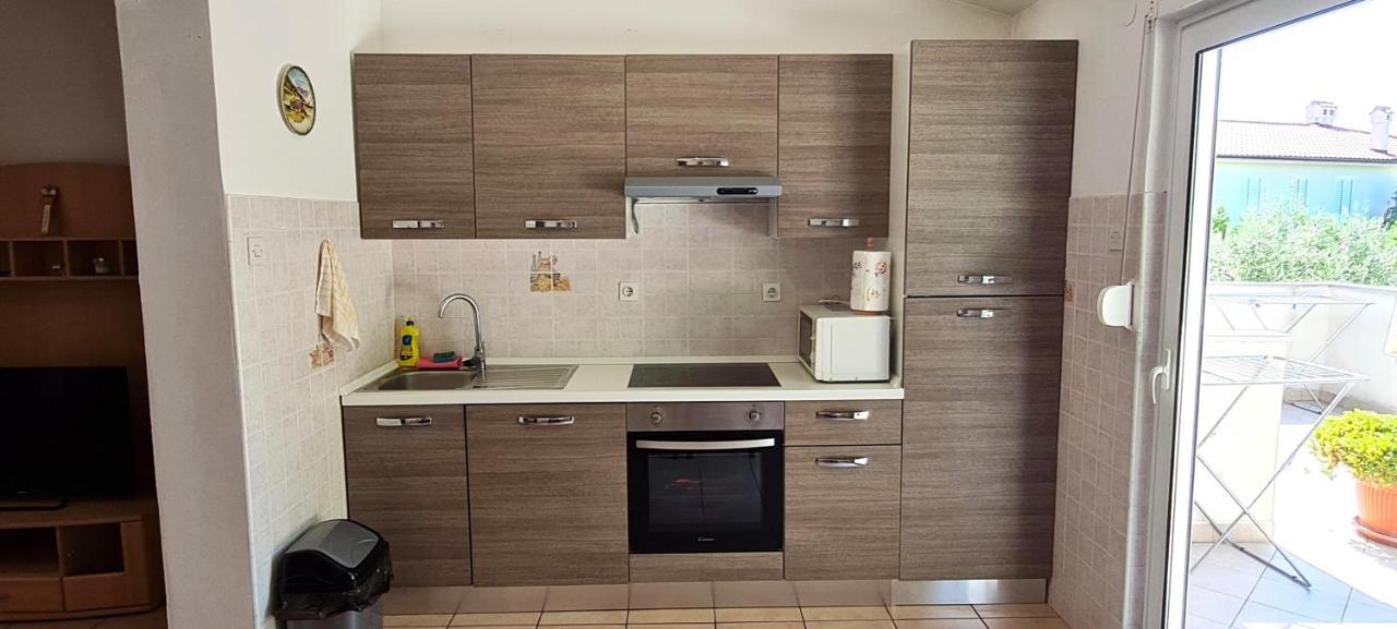 Apartman Samblic คิร์ก ภายนอก รูปภาพ