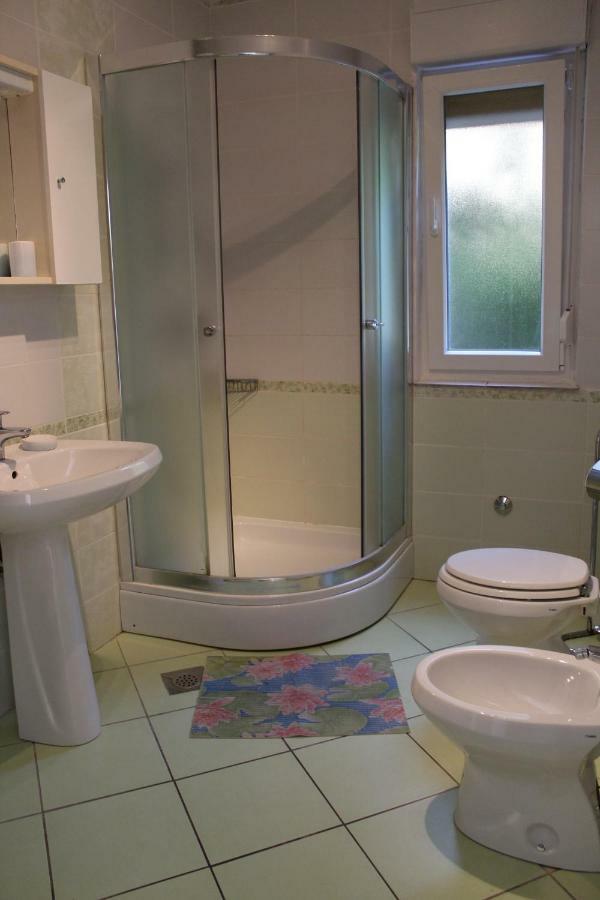 Apartman Samblic คิร์ก ภายนอก รูปภาพ